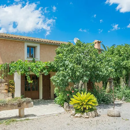 Corro Villa